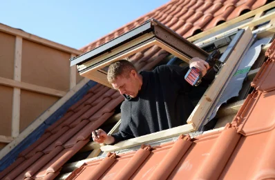 Pose de fenêtres de toit Velux à Moulhard